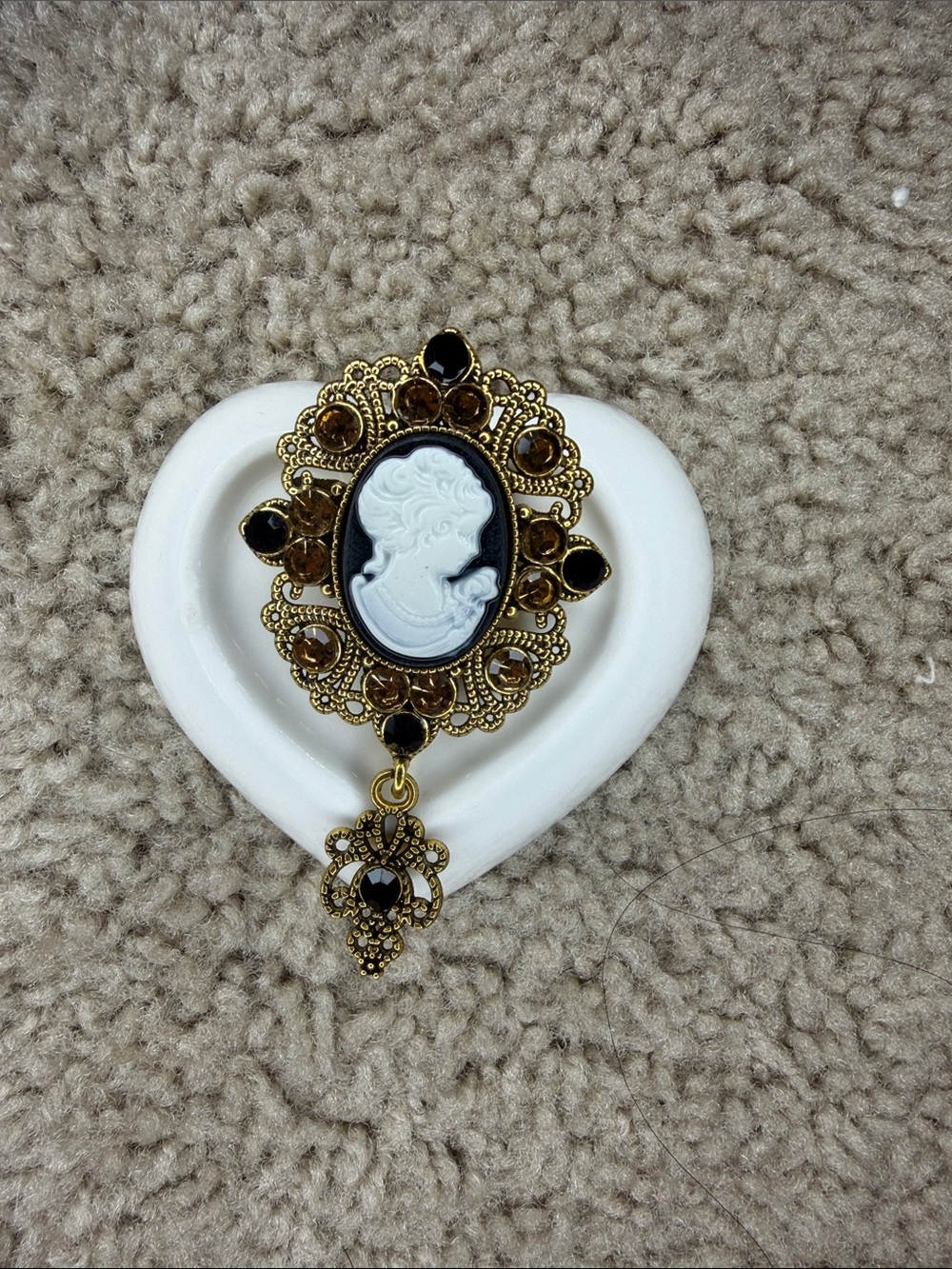 Vintage-Inspired Black and Gold Cameo Brooch Pendant